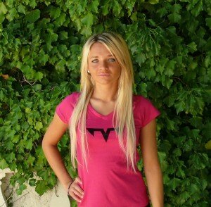 Marion Torrent en rose