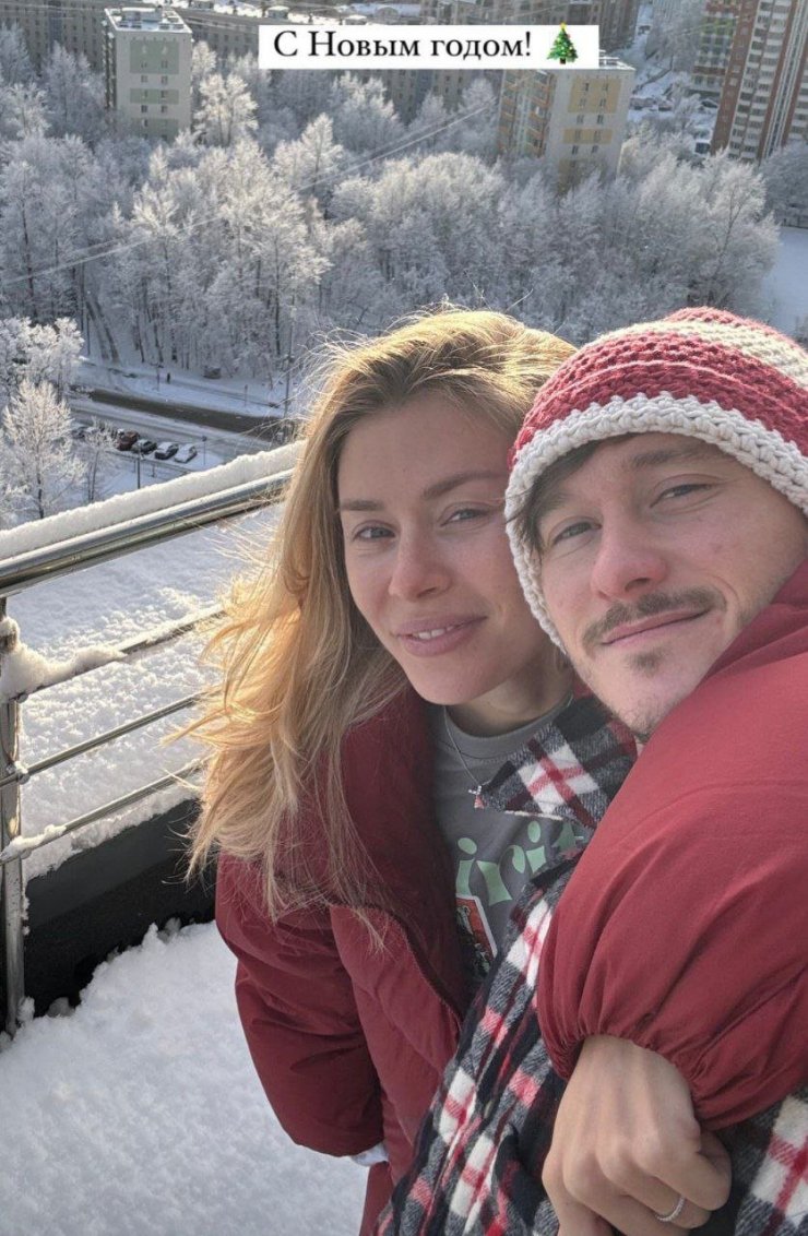 Ronaldo mostrou fogos de artifício a Georgina, Bystrov descansou debaixo da árvore de Natal. Como os jogadores de futebol comemoraram o Ano Novo
