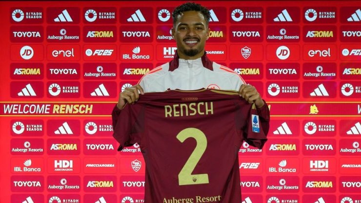La Roma a annoncé le transfert du défenseur de l'Ajax