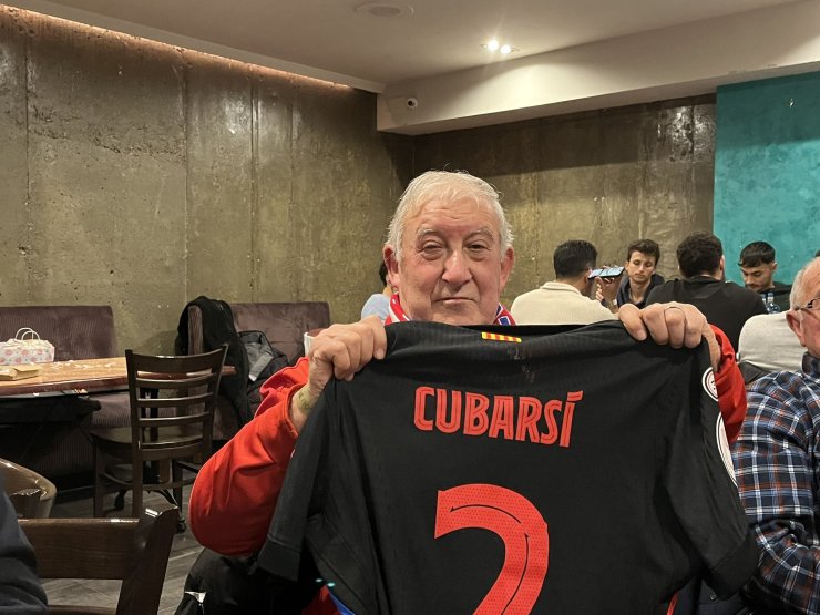 Jogador do Barcelona agradeceu ao voluntário Barbastro