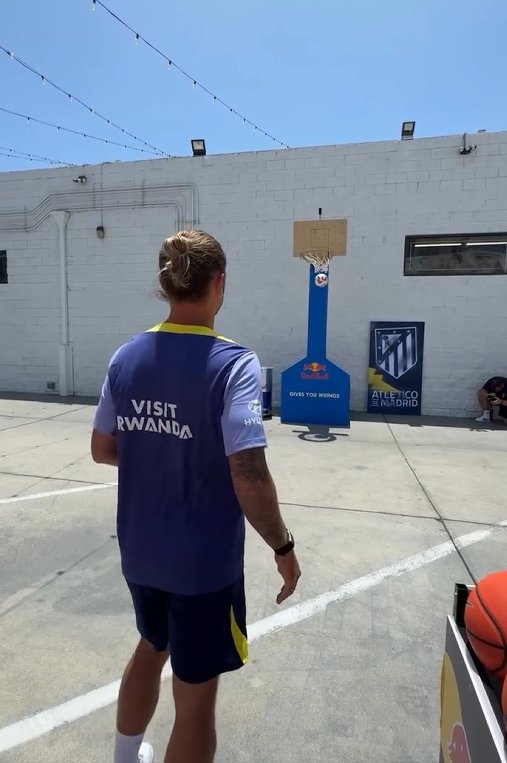 Griezmann et Coca ont participé au défi organisé par l'entraîneur de la NBA