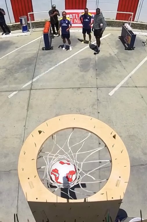 Griezmann et Coca ont participé au défi organisé par l'entraîneur de la NBA