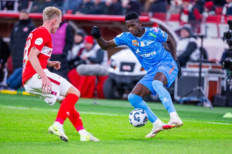 38 milliards de roubles n'ont pas été sauvés par Spartak et Zenit. Nous savons combien les clubs RPL dépensent et gagnent