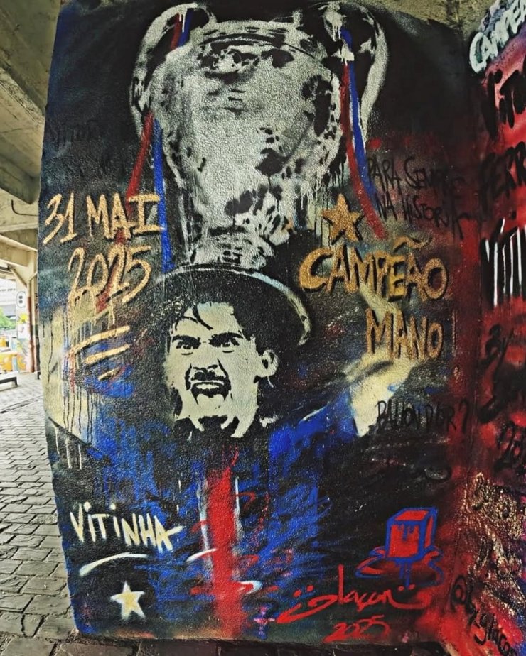 Des graffitis avec vitinya sont apparus à Paris