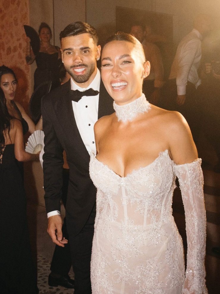 Neymar est né une fille, Ronaldo a conduit Georgina sur un yacht. Comment les joueurs ont passé cette semaine