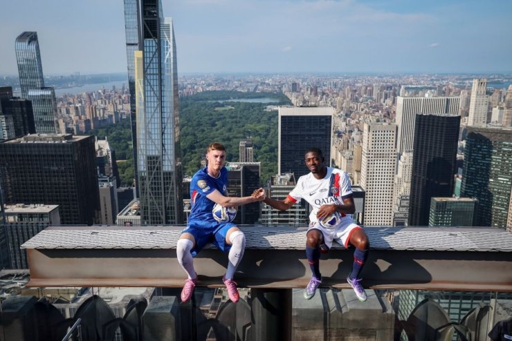 Palmer et Dembele ont pris une photo conjointe sur la haute crise avant le KCM final