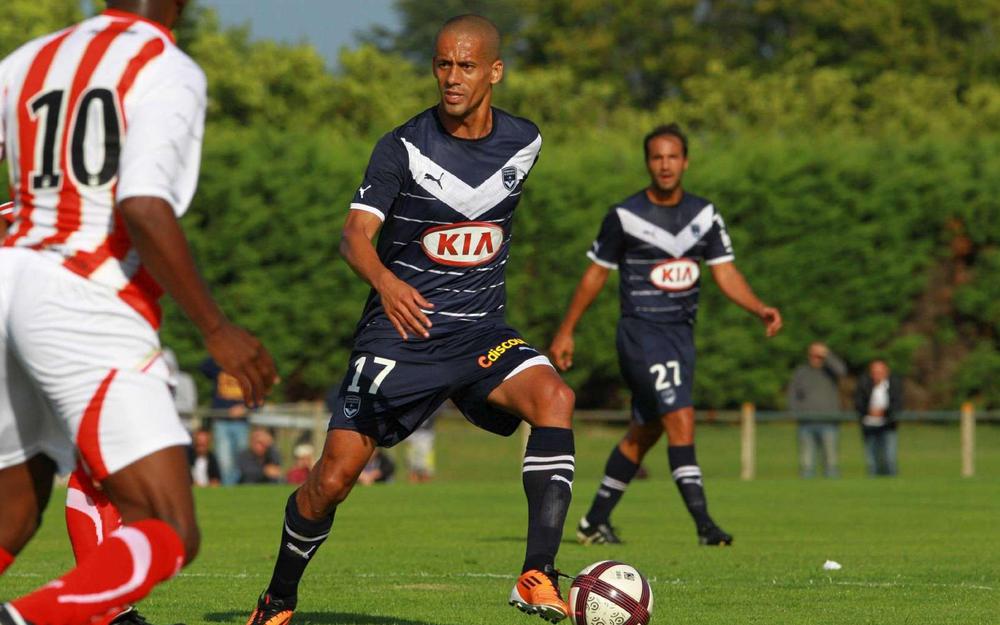 découvrez l'histoire fascinante des clubs de football anciens, leurs origines, leurs succès et leur impact sur le sport moderne. plongez dans le patrimoine du football tout en explorant les équipes qui ont façonné le jeu tel que nous le connaissons aujourd'hui.
