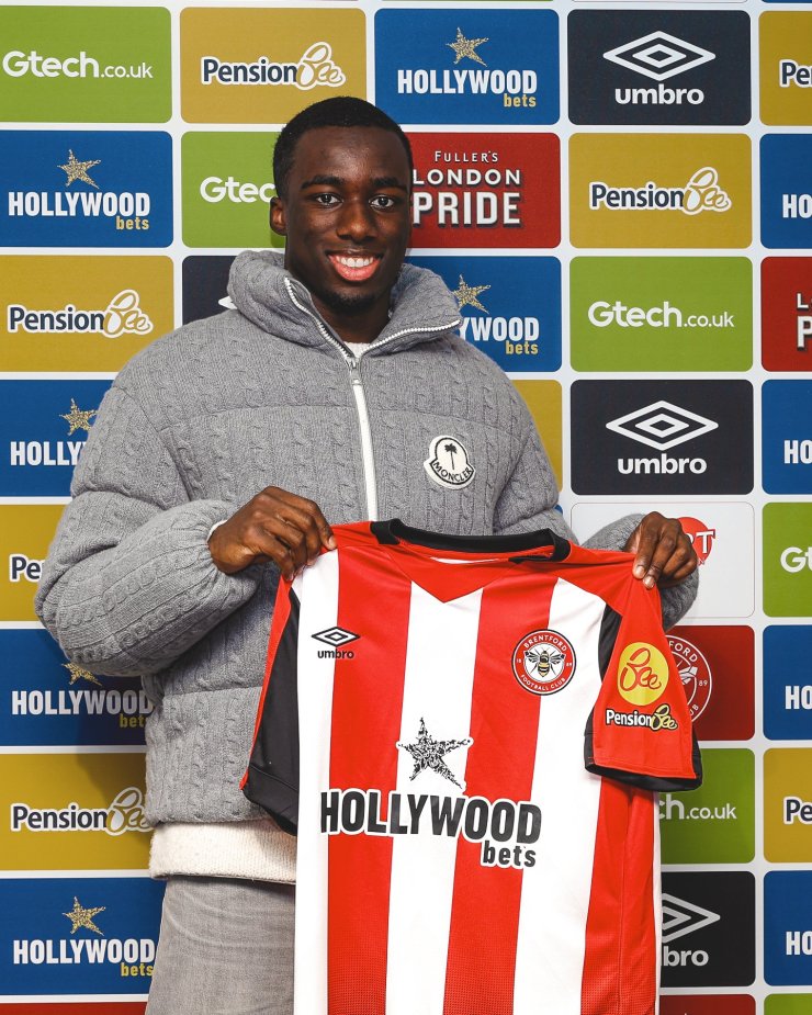 "Brentford" a loué le défenseur de la Fiorentina