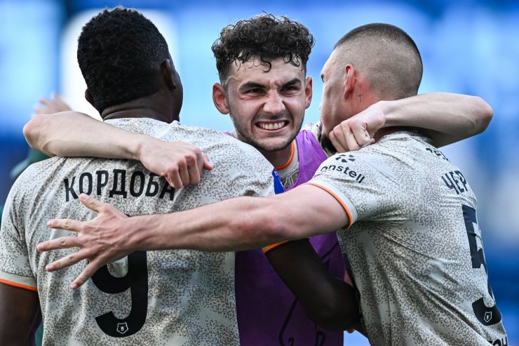 Le meilleur joueur de la saison est choisi dans le RPL. Un seul candidat sans péchés, mais il a peu de chances