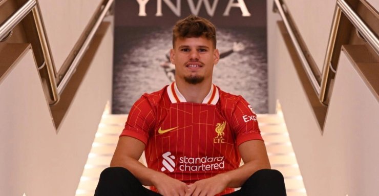 Liverpool a annoncé le transfert du défenseur de Bornmut Kerkezh