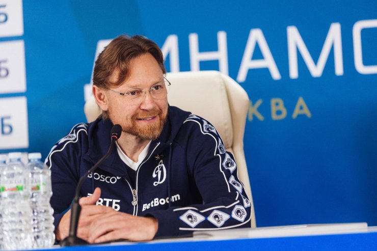 Valery Karpin