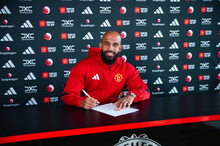 Manchester United a annoncé le transfert de Brian Mbeumo