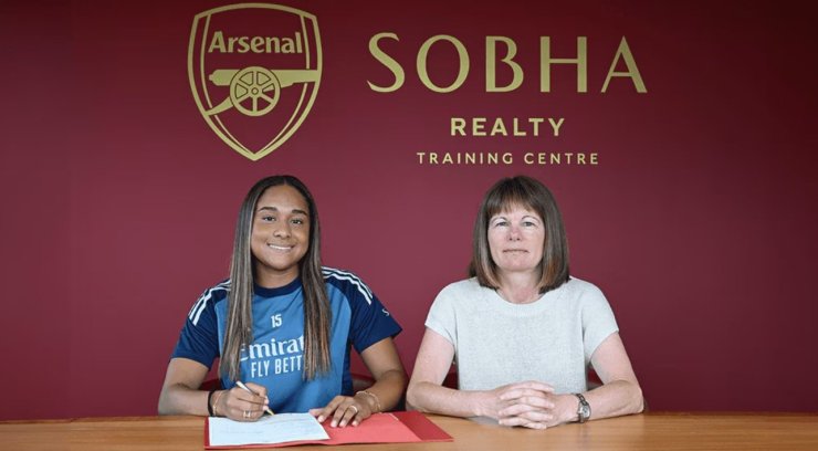 Pour la première fois dans l'histoire du football féminin, un transfert pour un montant de sept chiffres a été émis